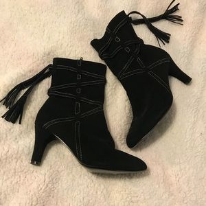 BISOU BISOU Tassled Black Suede Boots